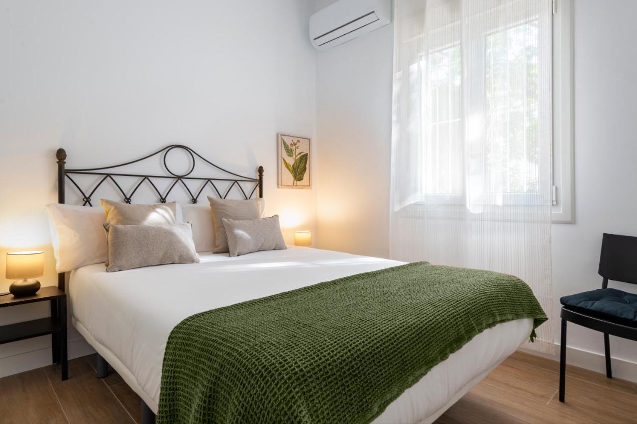 Mino Suite Apartment Sevilla Exterior foto